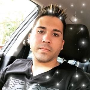 Meet your Posher, Erick